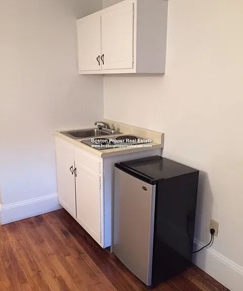 854 Beacon St #14 — Photo 3