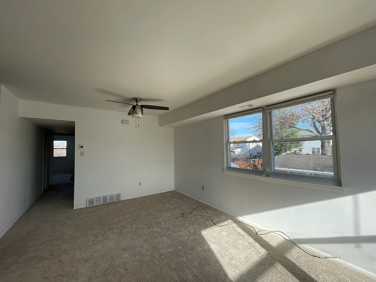 2 bed, 1015 sqft, $1,500 — Photo 3