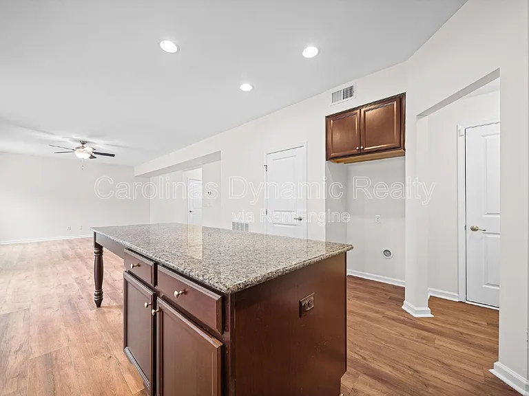 1793 Mill Creek Ln SW — Photo 15