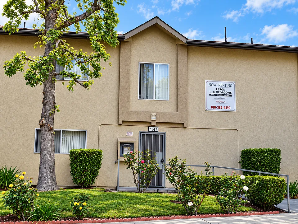 7147 Greeley St., Tujunga