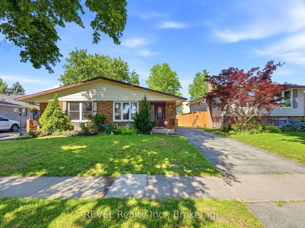 3727 Orlando Dr, Niagara Falls, ON L2J 4B5