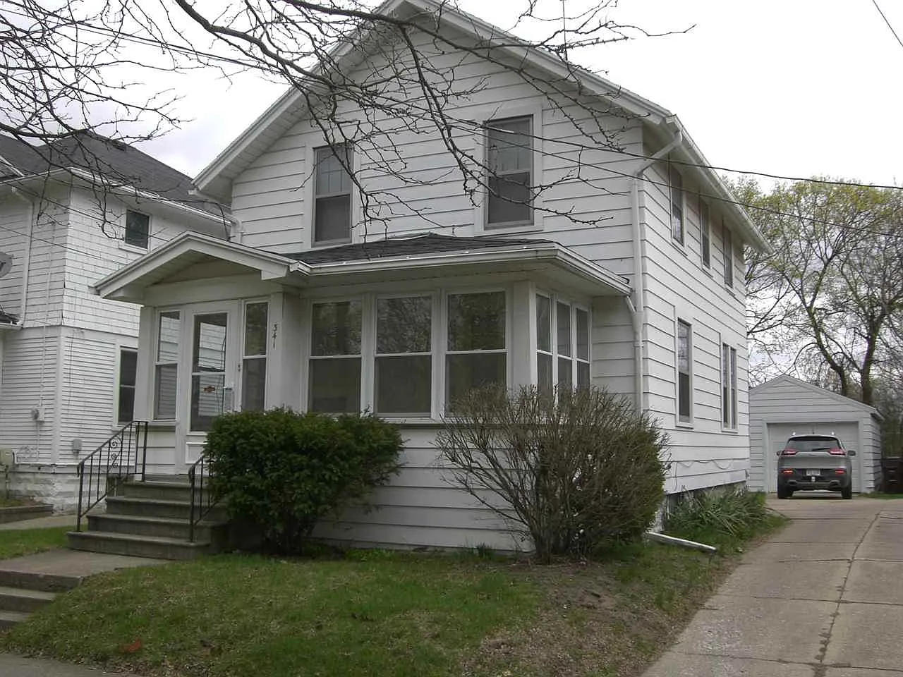 341 Bates St photo 1