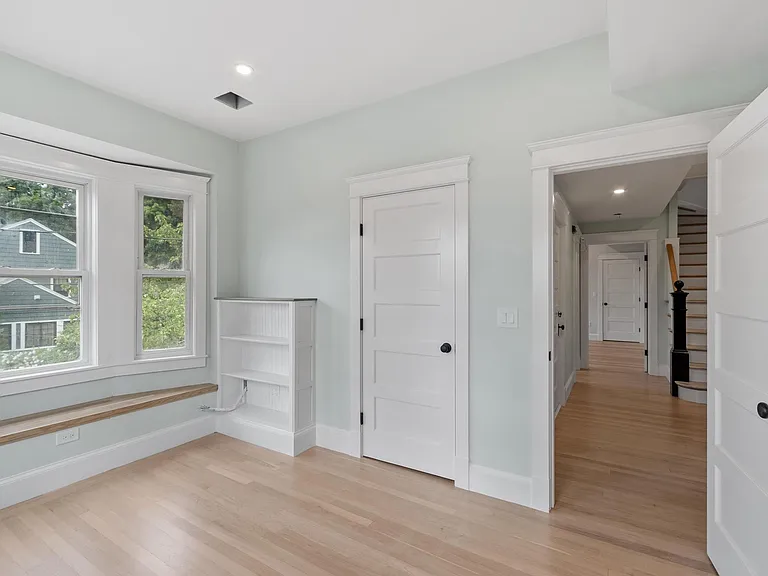 61 Warren St #2 — Photo 17