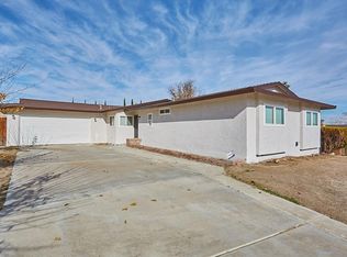 15864 La Paz Dr, Victorville, CA 92395