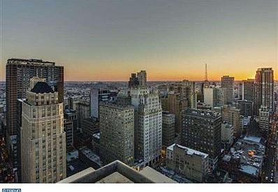 4th image of 111 S 15th St Penthouse P301