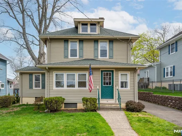 11 Oak Grove Rd, Caldwell, NJ 07006