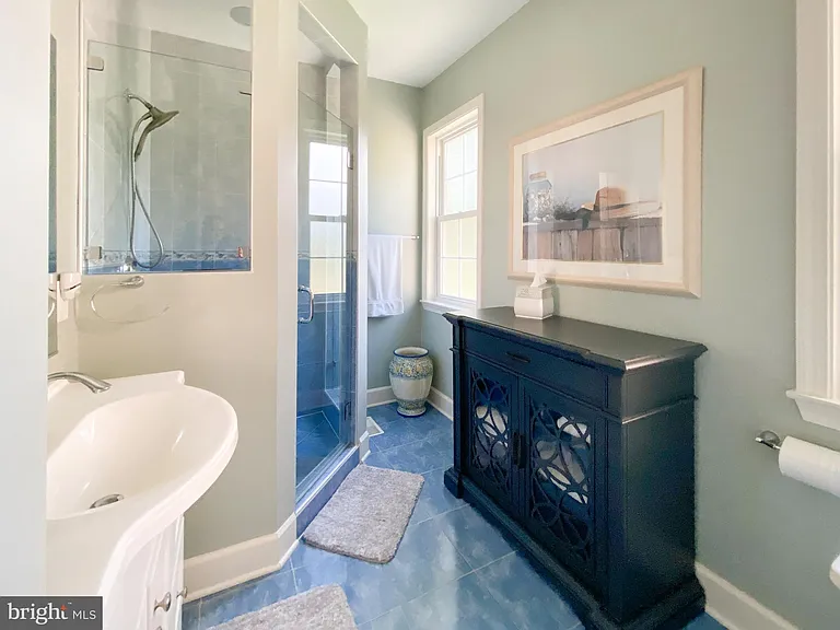 1947 Fay Pl — Photo 35