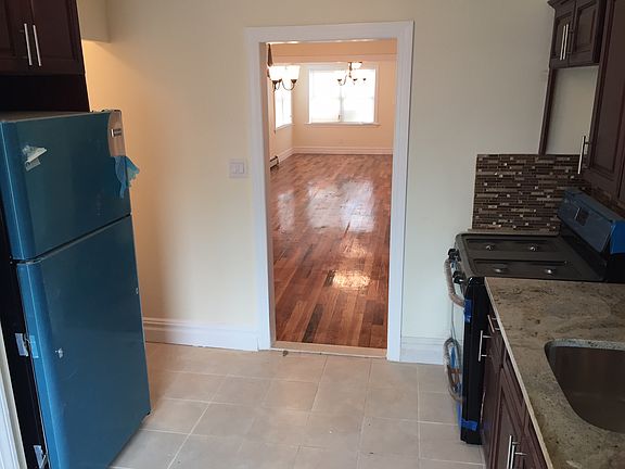 4th image of 117-08 204th Street