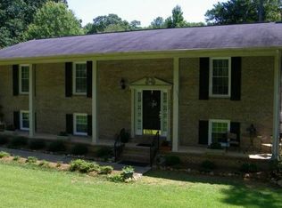 1332 Ridgely Dr, Anniston, AL 36207