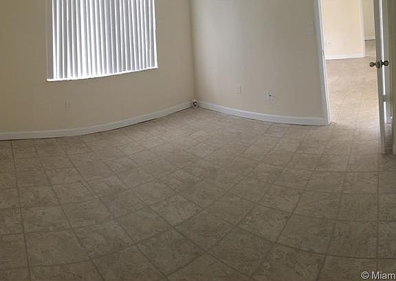 4th image of 1720 NW North River Dr APT 310