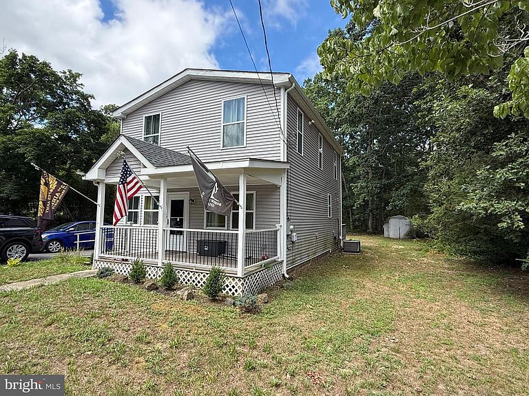 Listing photo 3