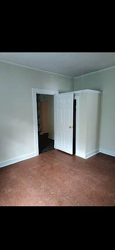 270 Richmond Ave Photo 1