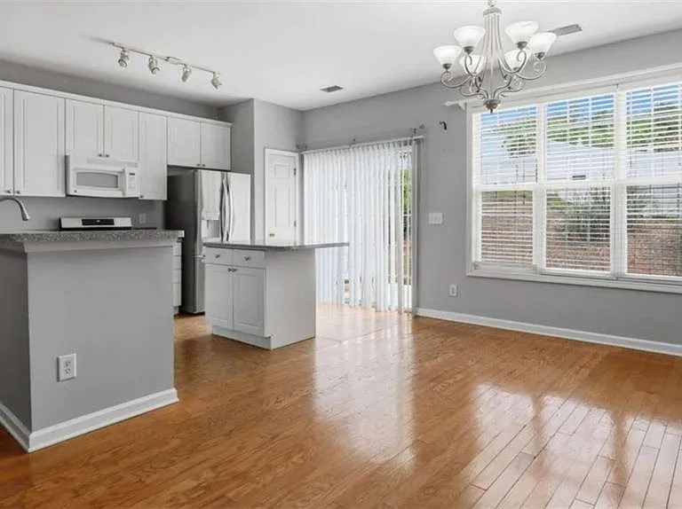 3522 Spring View Ct — Photo 3