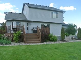 1235 N Windmill Crk, Waconia, MN 55387