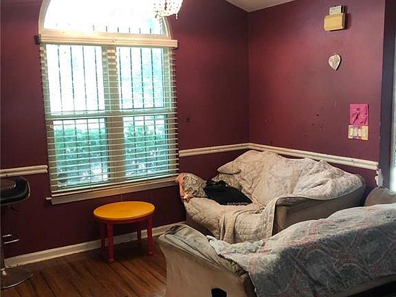 3rd image of 4064 Blanton Ave SW