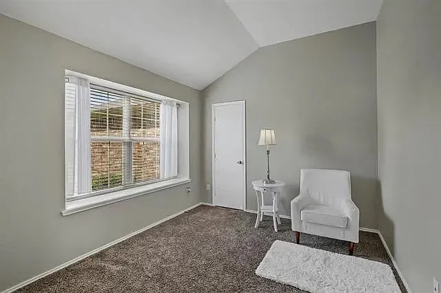 6911 Misty Meadow Ln — Photo 12