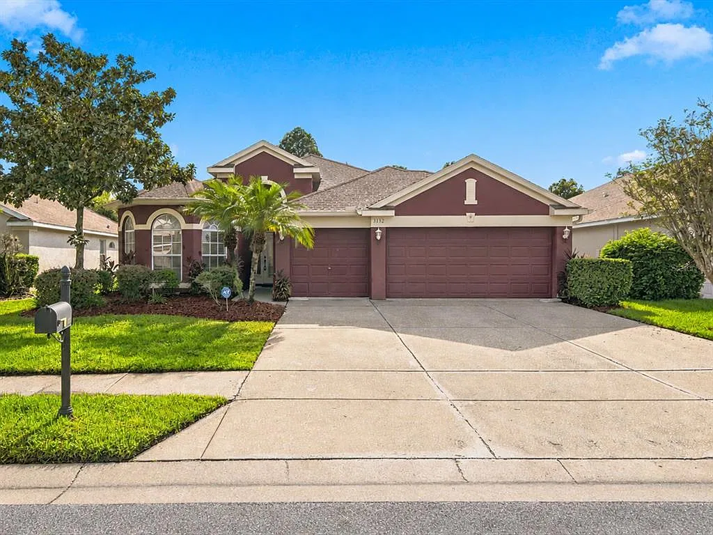 3 bed, 2.0 bath, 2042 sqft, $3,300 — Photo 1