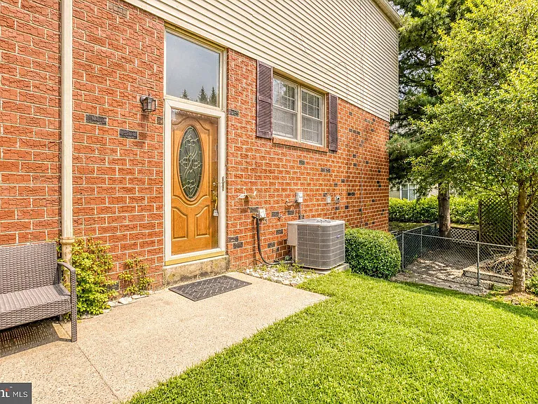 1723 Rachael St #B — Photo 2