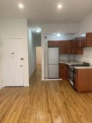 Rented by Compass | media 16
