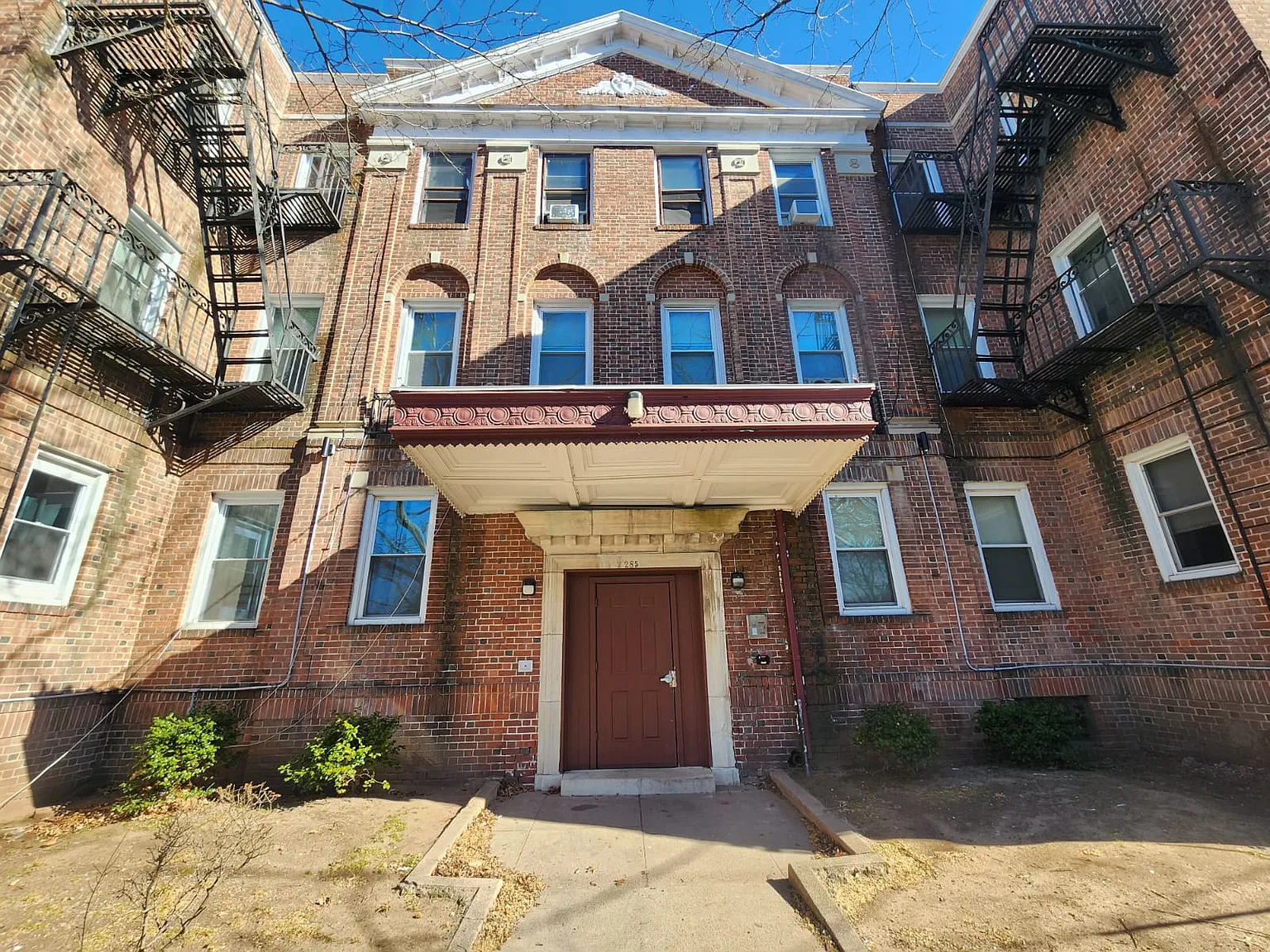 2 bed, $1,550 — Photo 4