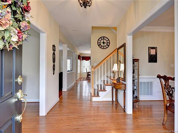 4th image of 5523 Westmoreland Dr