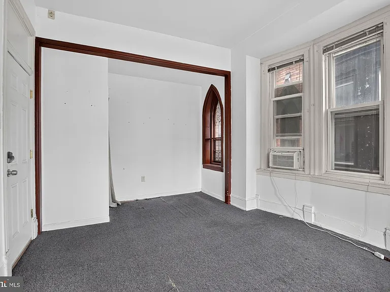 4011 Pine St — Photo 28