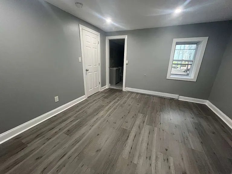 106 Lawrence St #1 — Photo 6