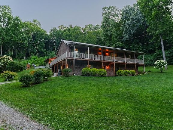 3rd image of 468 Schmidt Rd