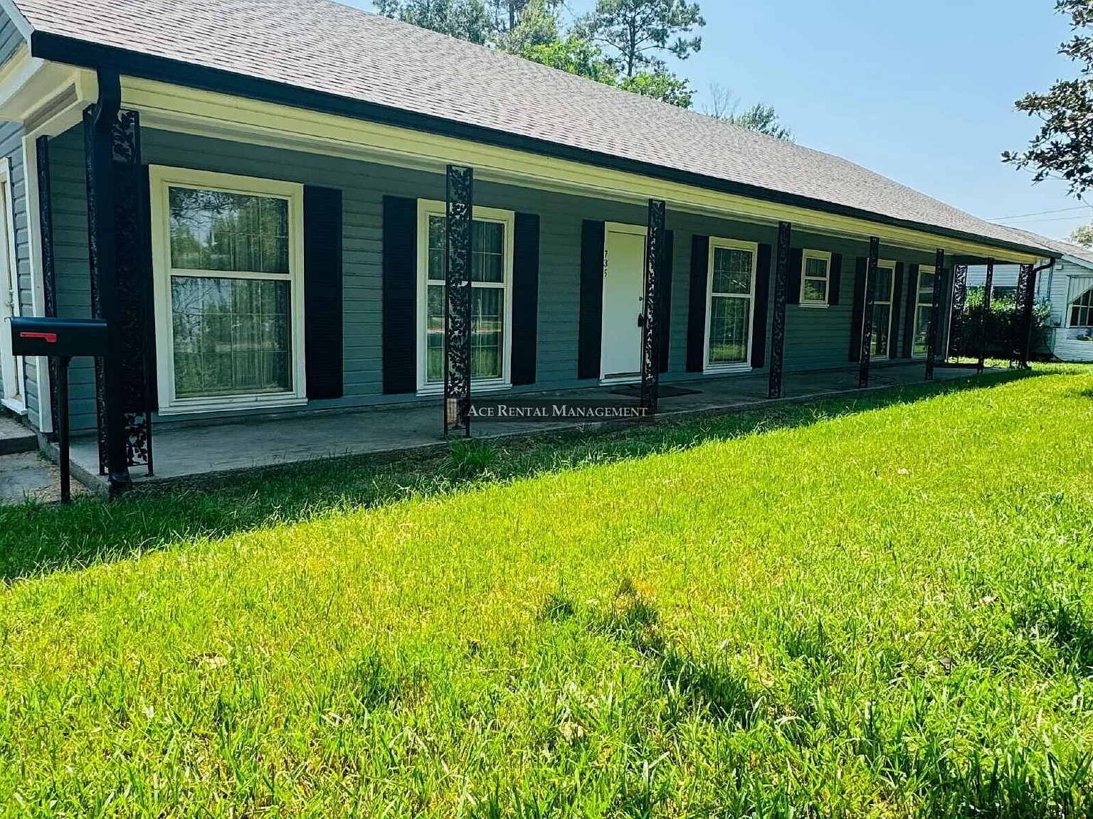 Step into Mid-Century Charm located at 735 Cuchia Street in Beaumont, TX! — Photo 1