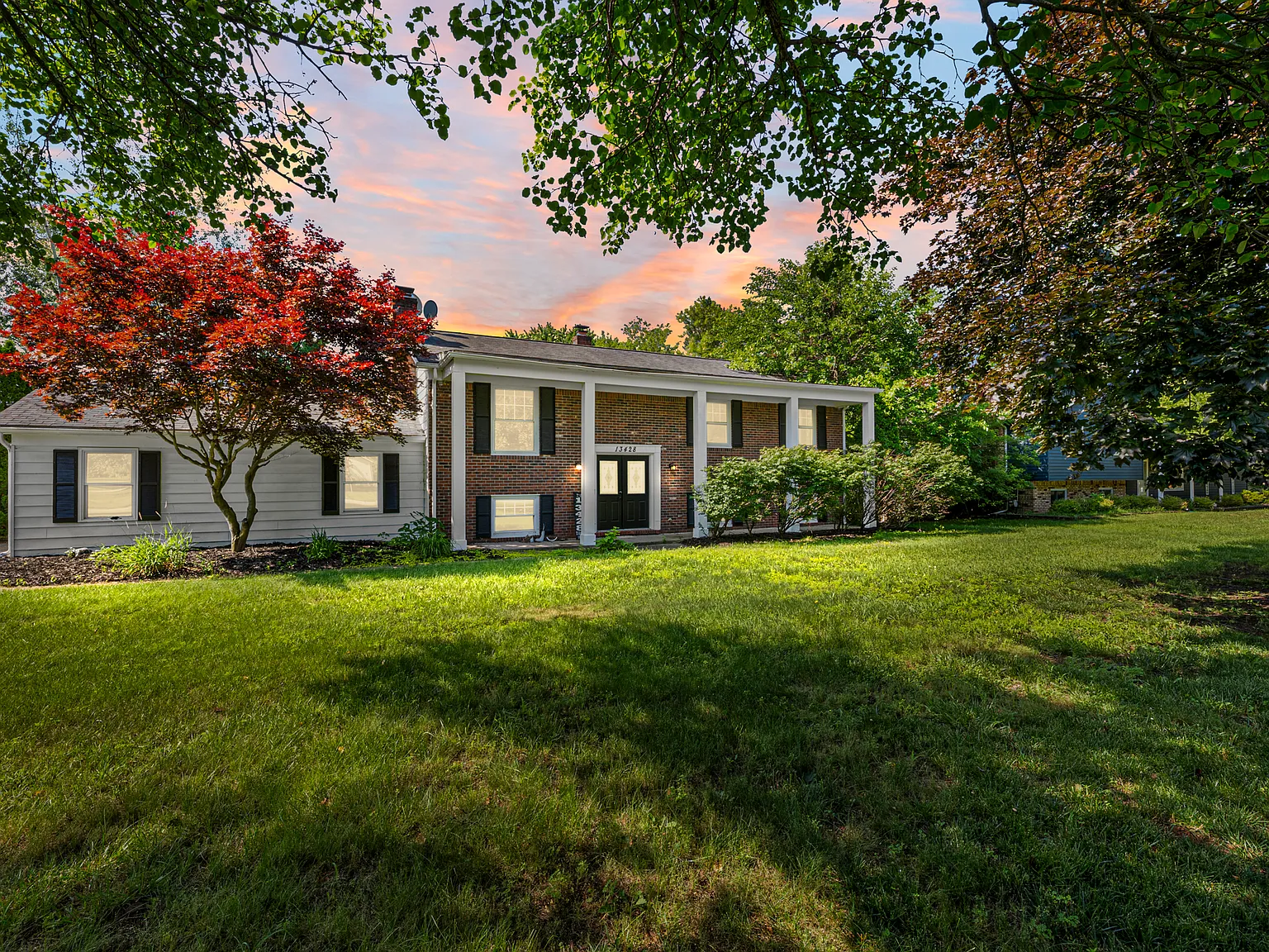 4 bed, 4184 sqft, $2,600 — Photo 1