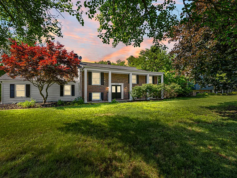 13428 Sequoia Ln — Photo 1