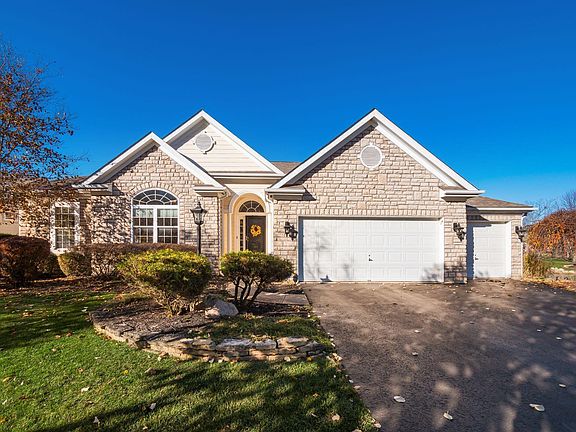 3rd image of 6836 Monticello Ln