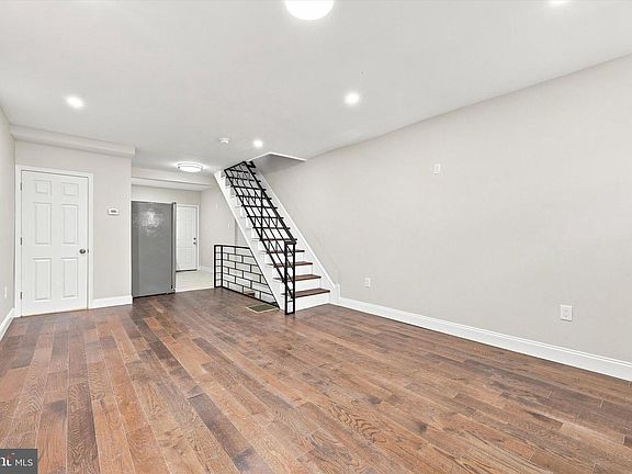3rd image of 2022 Wilder St