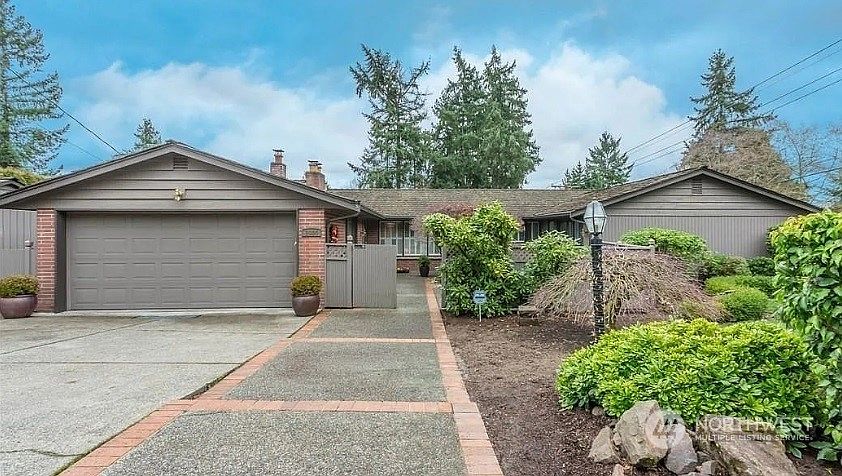 1st image of 2404 79th Avenue NE