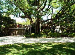 6435 SW 94th St, Pinecrest, FL 33156