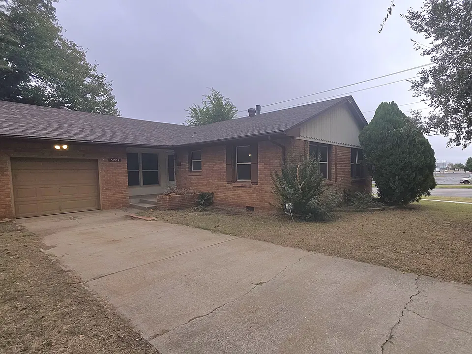 3701 NW 59th St