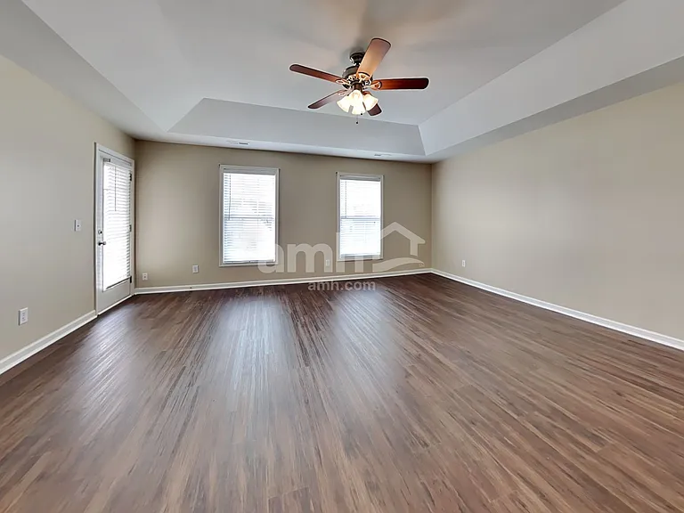7778 Discovery Rd — Photo 11