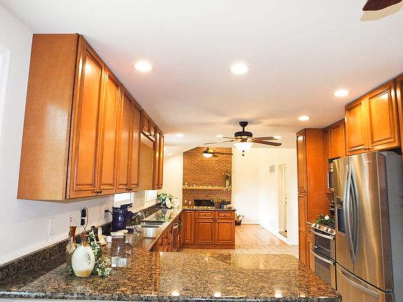 LED Recess lights throughout