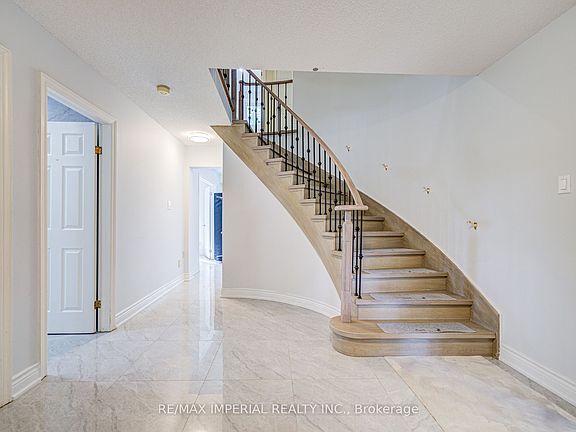 4th image of 36 Marlena Dr N #B-1