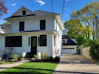 235 W Lincoln Ave, Barrington, IL, 60010