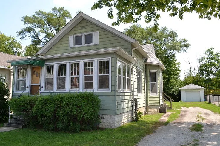 220 Iowa Ave photo 1