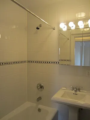 Rented by Stonecrest Realty | media 17