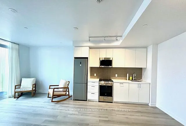 Building Photo - 1787 Saint Clair Ave W #1109