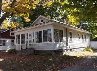 8 Madison St, Springvale, ME 04083
