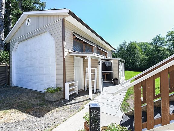 3rd image of 1804 Little River Rd
