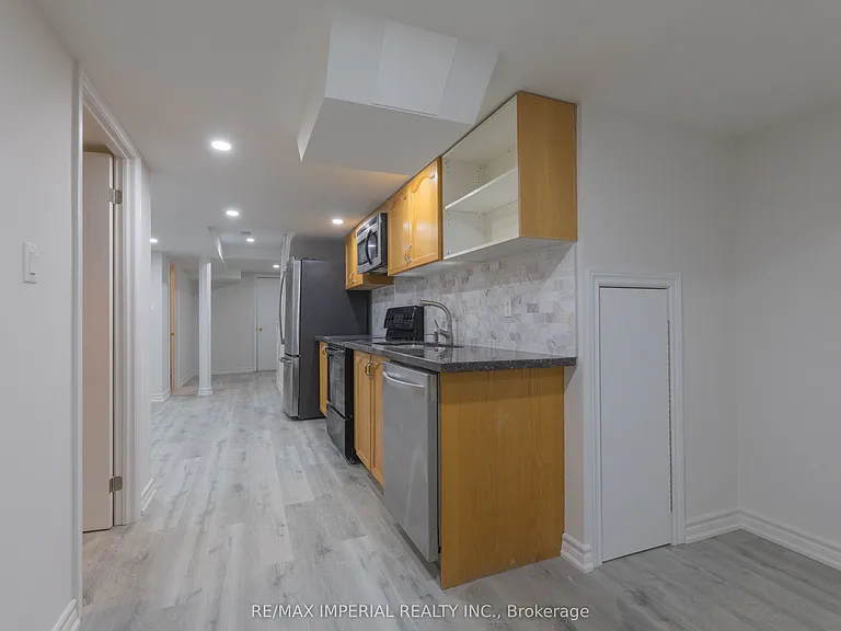 8 Harlequin Ct #BASEMENT — Photo 4