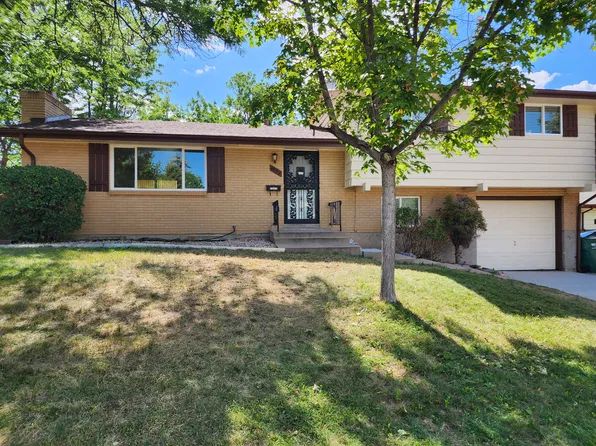 6241 S Garfield Dr, Centennial, CO 80121