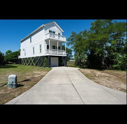 4th image of 1050 Hunley Waters Cir #Na