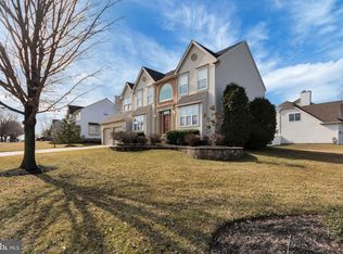1207 Plantation Dr, West Deptford, NJ 08086