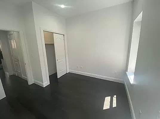 4th image of 356 W 45th St APT 5D
